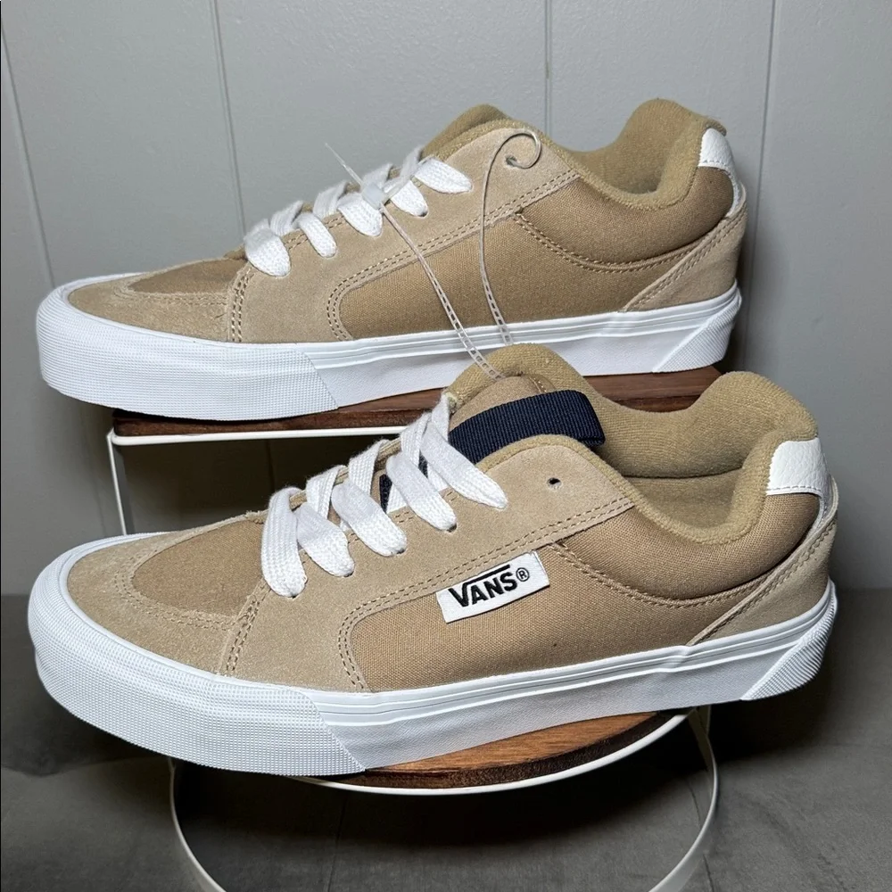 VANS Chukka Push Shoes NWOT Size 8.5 Men’s / 10 Women’s Unisex